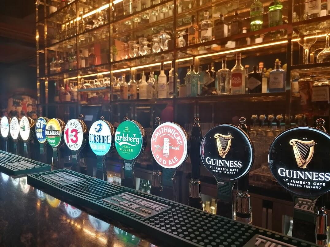 Отель Eyre Square Hotel Голуэй